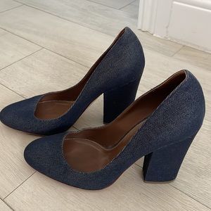 ✨SOLD✨ Sergio Rossi block denim heel